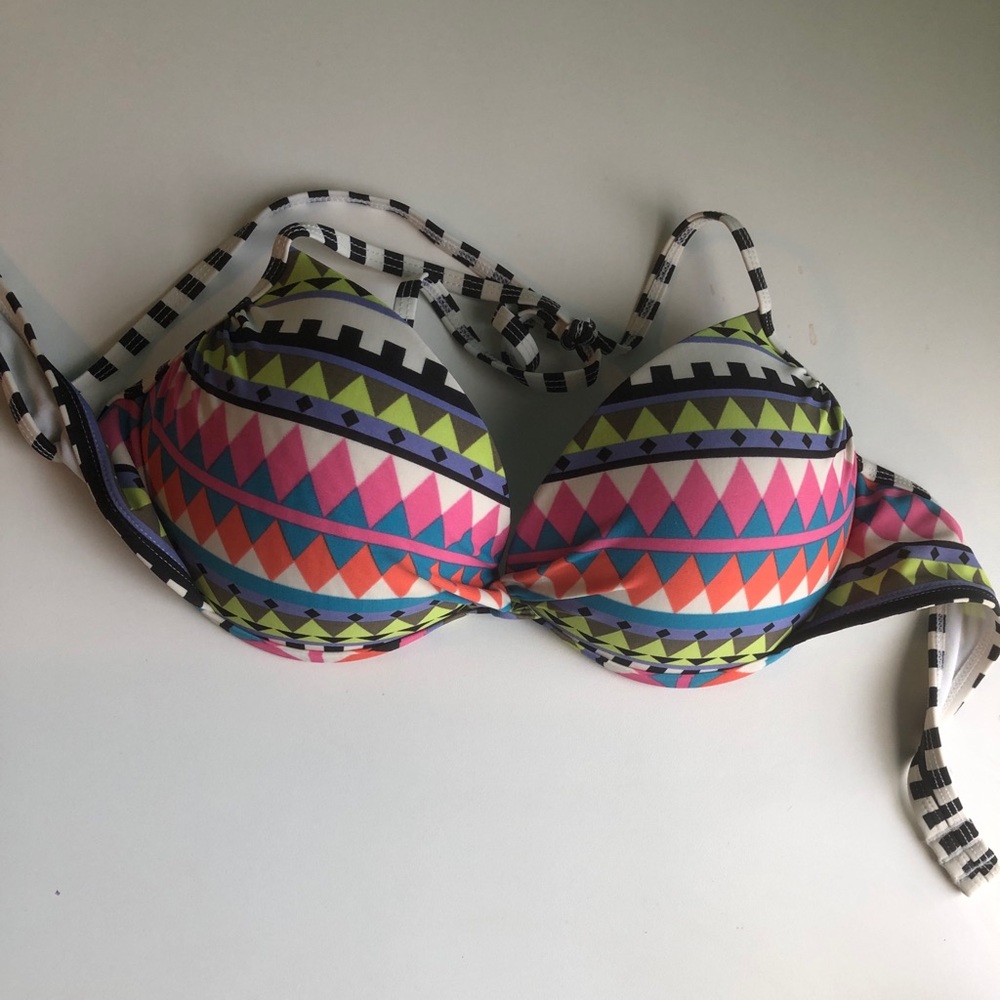 Bikini top